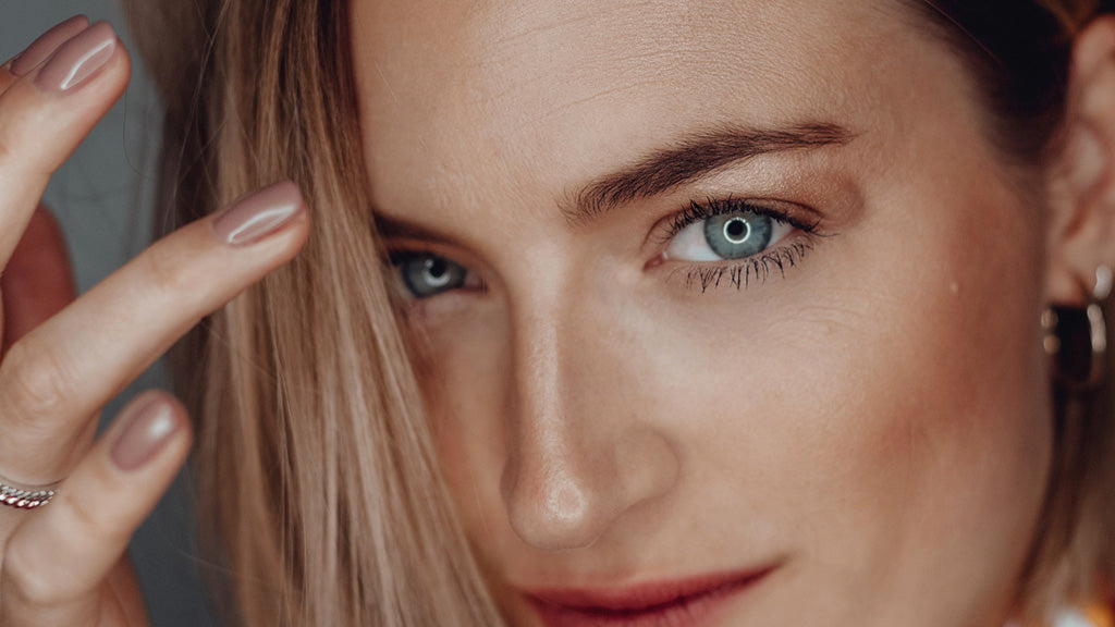 Bye-Bye, dunkle Augenringe! So werden Sie Ihre Augenringe wirklich los!