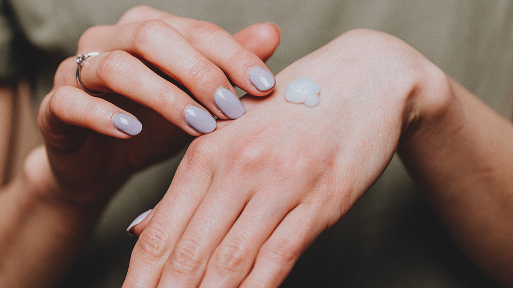 Retinol in Augencremes: Wirklich so gut für die Haut?