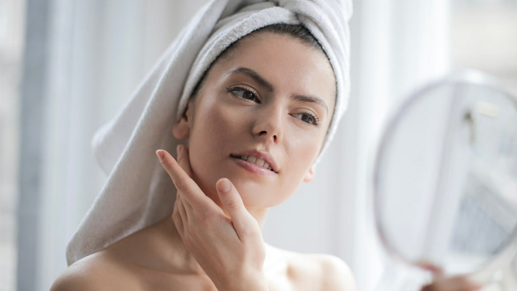 10 Anti-Aging Tipps und Tricks für ein junges und strahlendes Gesicht