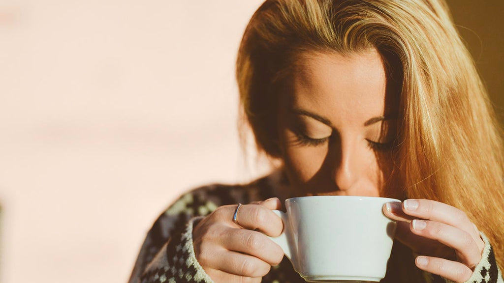 Frischer aussehen: 5 Tricks für ein frisches und waches Aussehen am Morgen